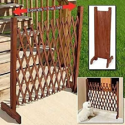 Expanding Portable Fence Wooden Screen Gate Kid Safety Dog Pet Patio Garden Lawn